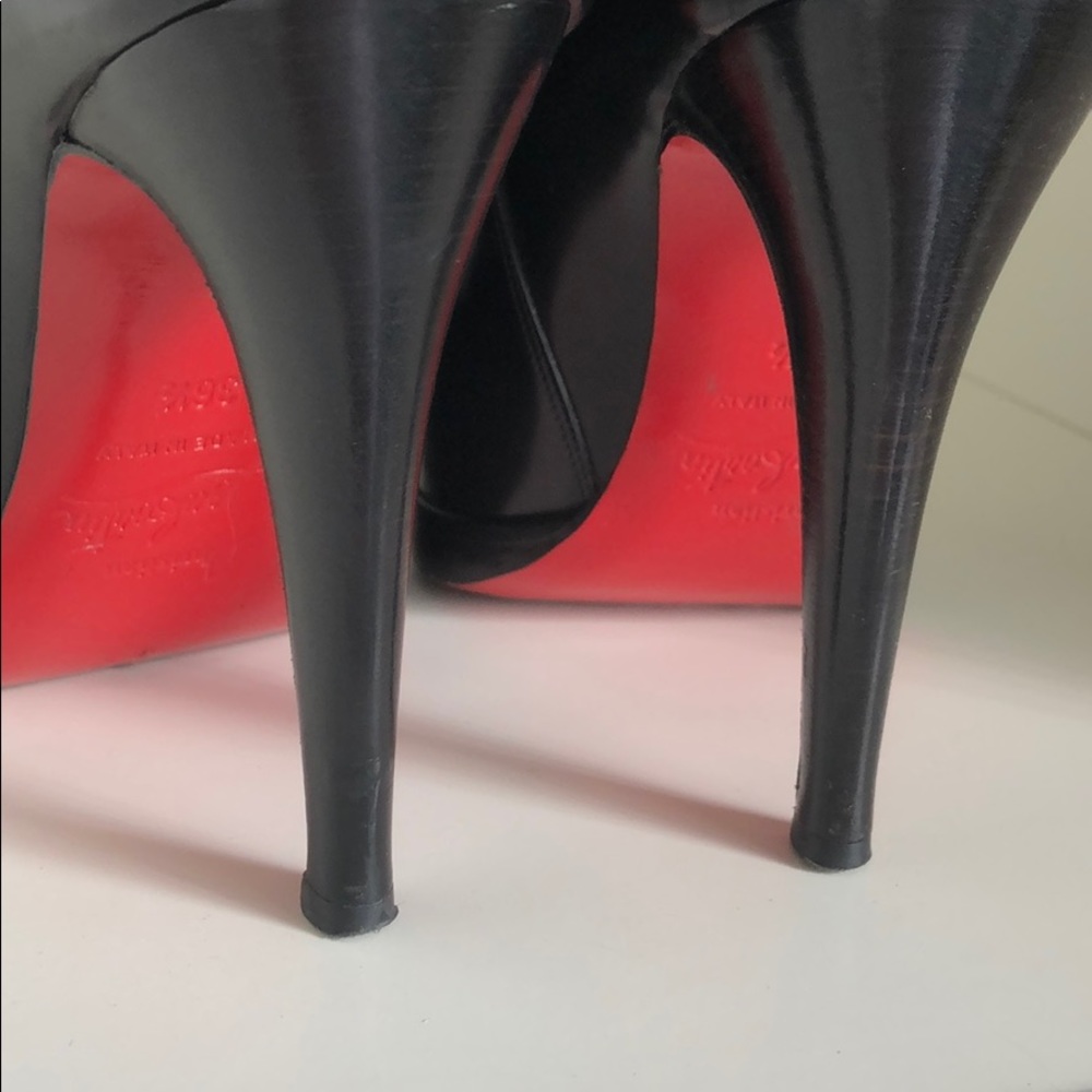 Christian Louboutin
Women's Black Bootie - Picture 7 of 7